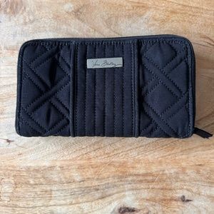 Vera Bradley | Large Quilted Wallet | Black